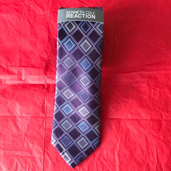 NWT: Kenneth Cole Reaction silk tie - Picture 1 of 3
